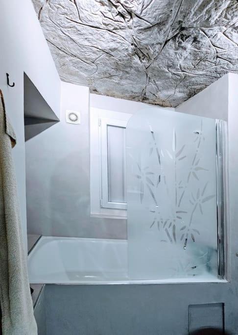 Oasis Parfumee 4 Couchages Au Coeur De Grasse Wifi Apartman Kültér fotó
